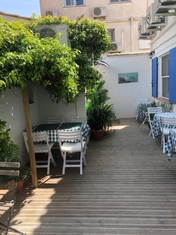 Le Castelet Hotel Saintes-Maries-de-la-Mer Exterior photo